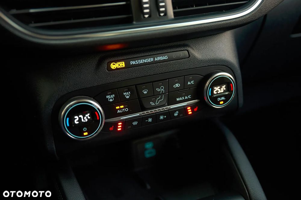 Ford Kuga 2.0 EcoBlue AWD Titanium - 29