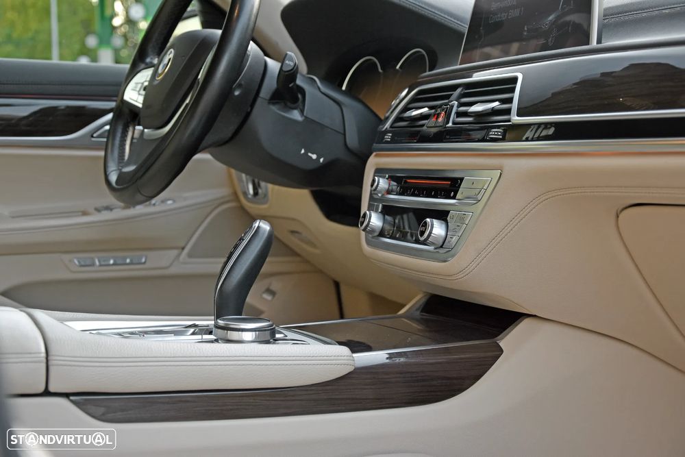 BMW 730 d - 24