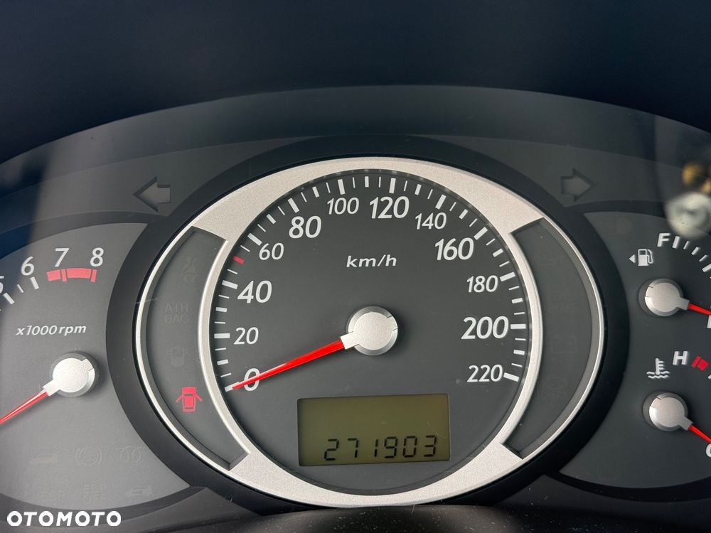 Hyundai Tucson 2.0 Comfort 2WD - 15