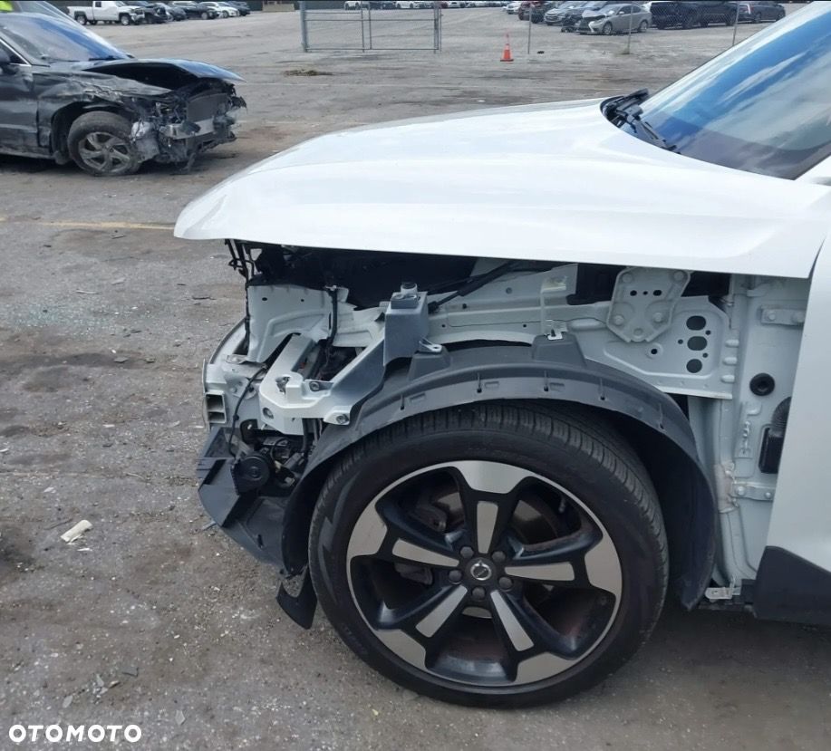 Volvo XC 40 T5 AWD Inscription - 11