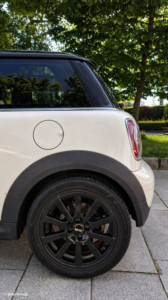 MINI 3 Portas Cooper D - 7