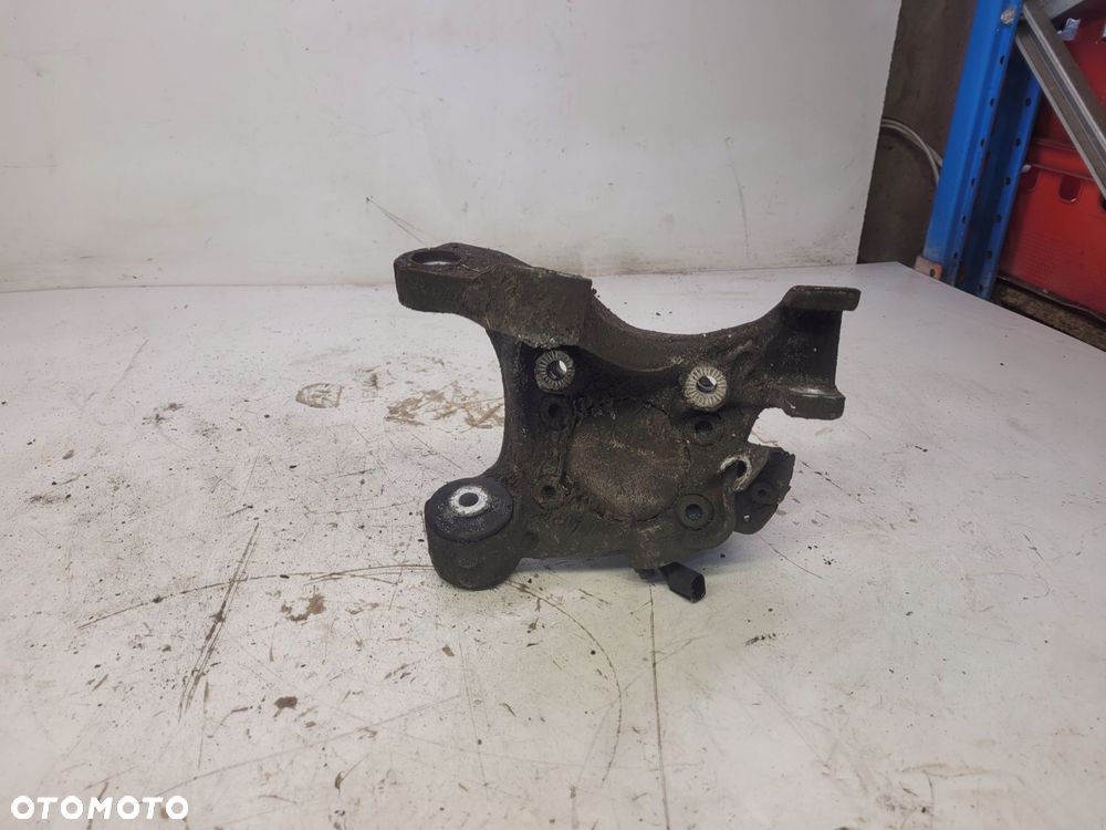 ZWROTNICA PIASTA LEWY TYŁ AUDI A6 C6 4F0505433H - 5