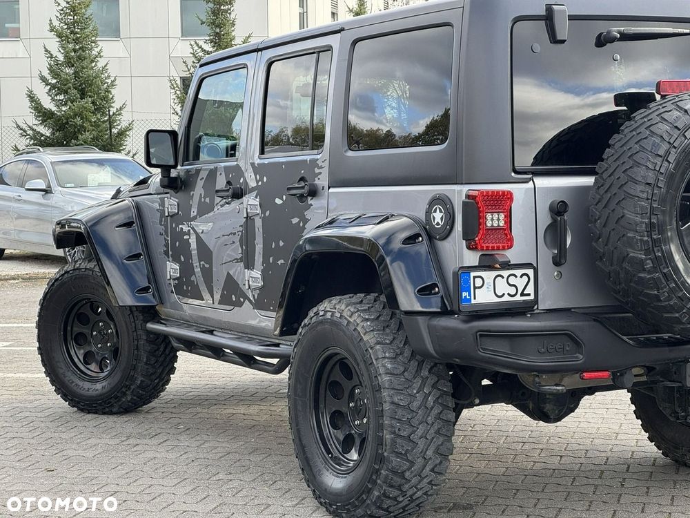 Jeep Wrangler - 9