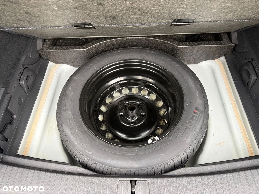 Volkswagen Touran 1.5 TSI EVO Highline - 15