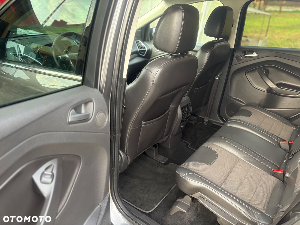 Ford Kuga 2.0 TDCi 4x4 Titanium - 19