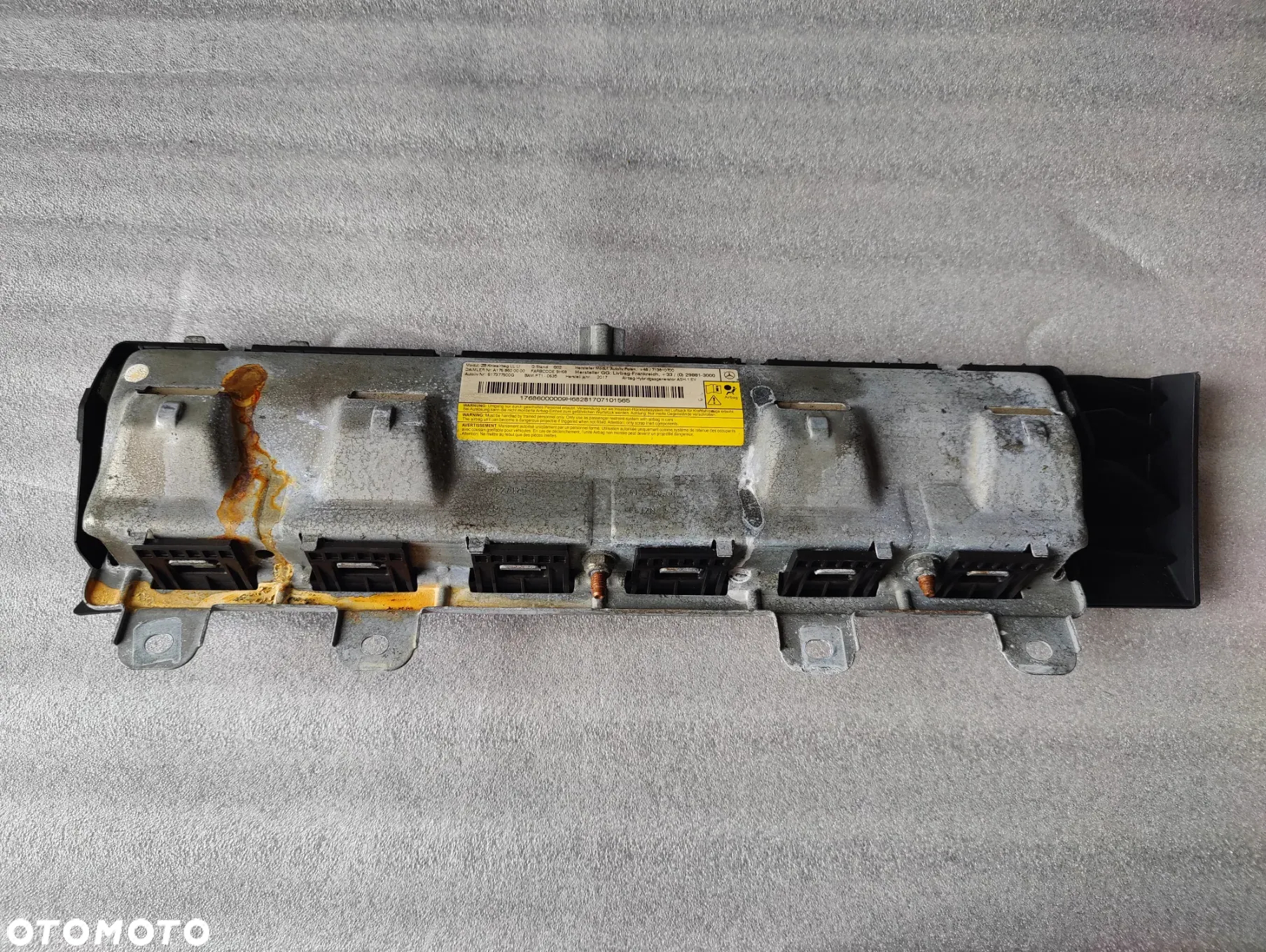 MERCEDES CLA W117 PODUSZKA POWIETRZNA KOLANOWA A1768600000 - 2