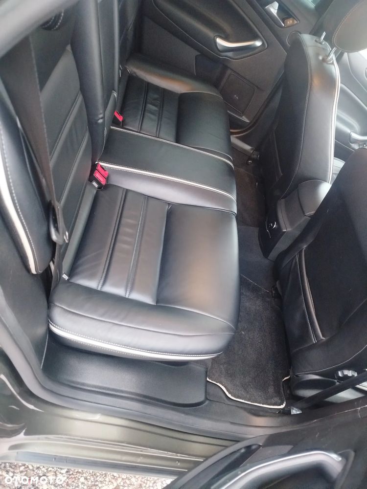 Ford Mondeo - 12
