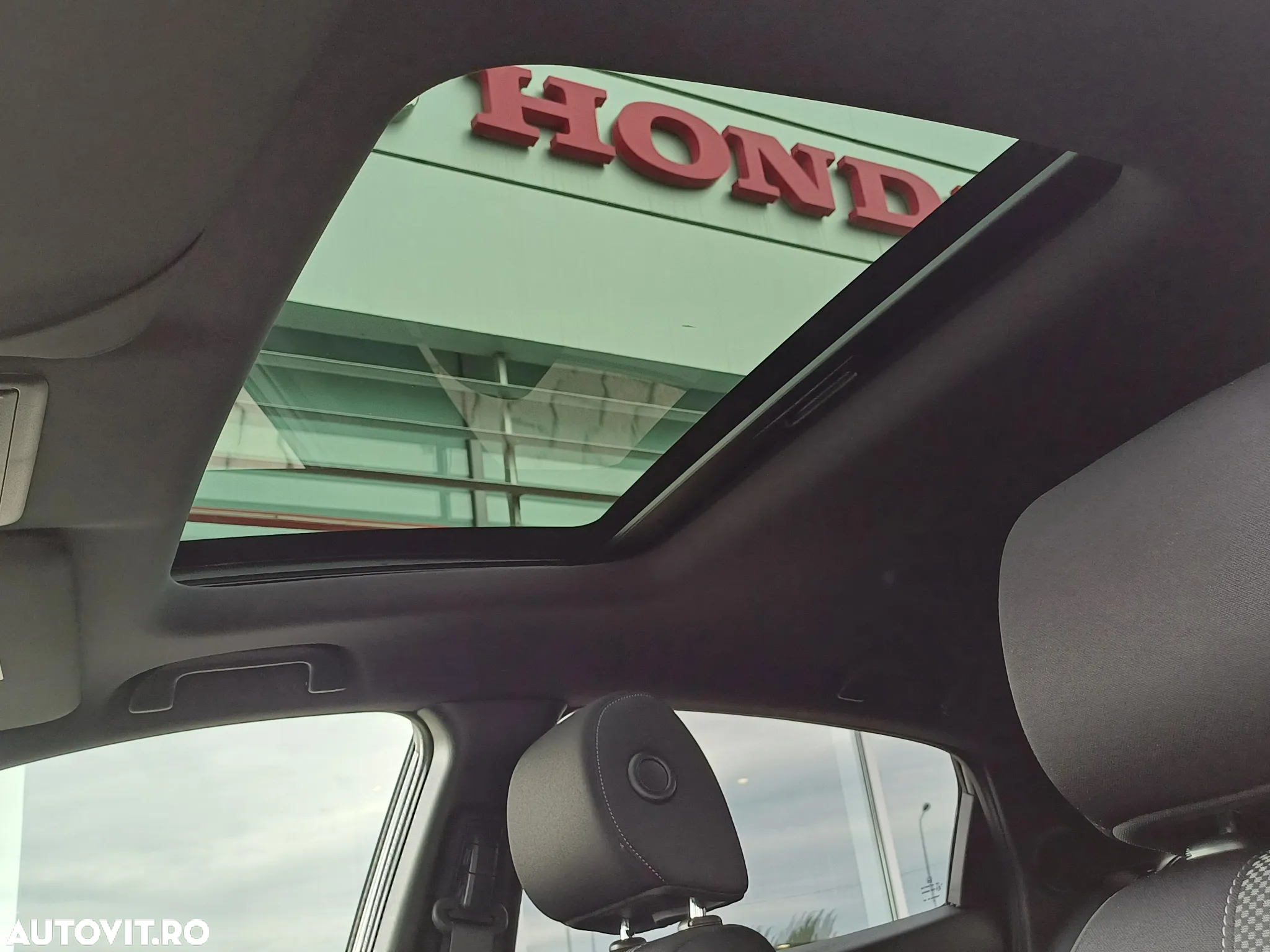 Honda Civic 1.5 VTEC Turbo Sport Plus - 14