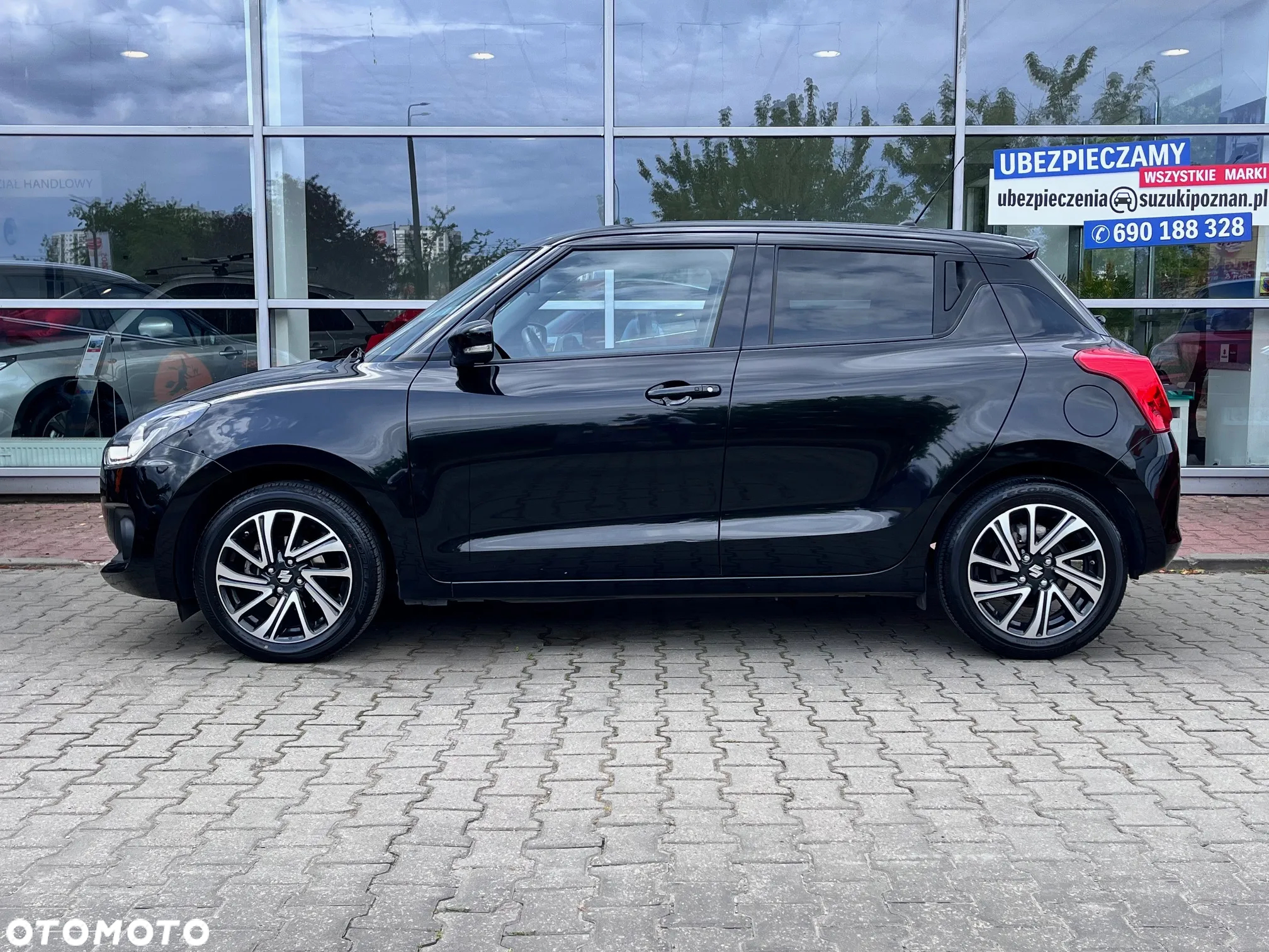 Suzuki Swift 1.2 SHVS Elegance - 2