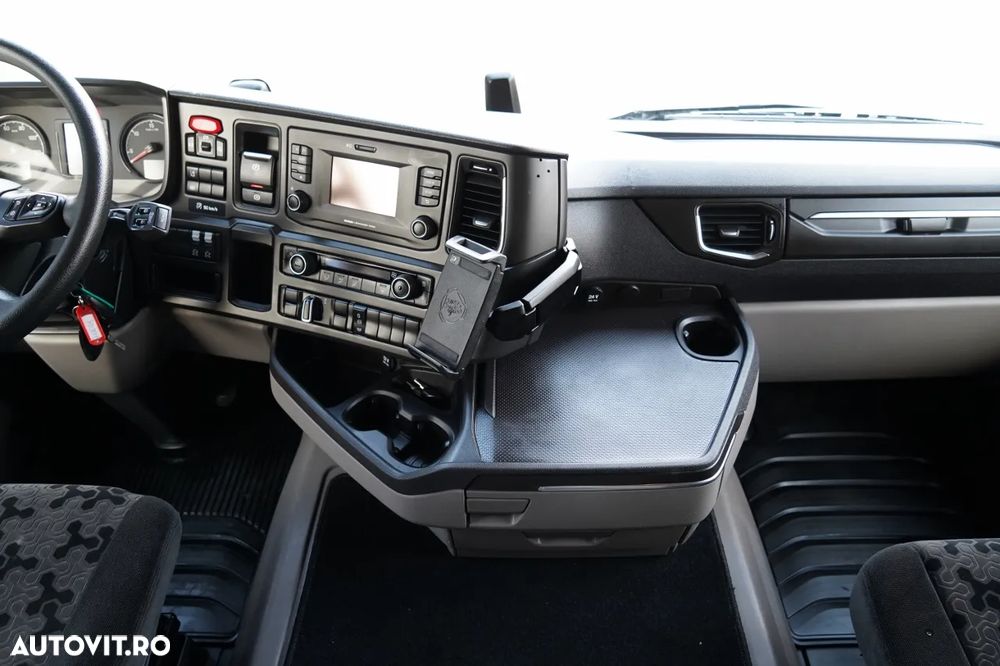 Scania R 450 / RETARDER / SISTEM HIDRAULIC / AER CONDIȚIONAT PARCARE / JANTE DIN ALIAJ - 31