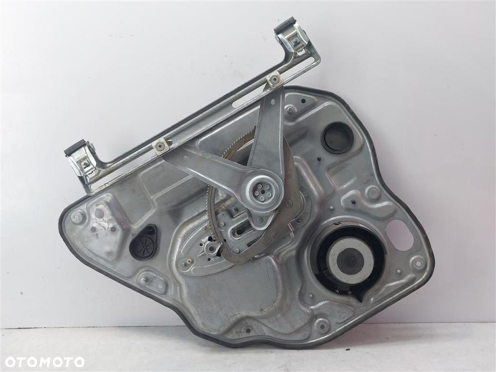 Podnośnik szyby tył tylny PRAWY Volvo V50 2004–2012 BROSE - 6