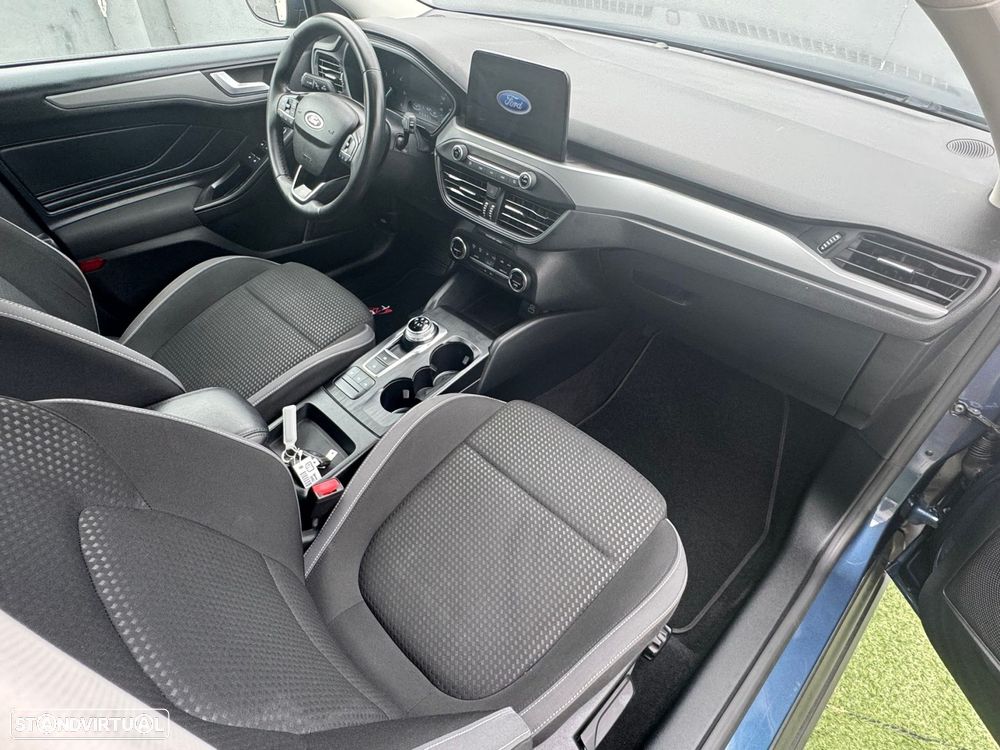 Ford Focus 1.5 TDCi ECOBlue Business Aut. - 9