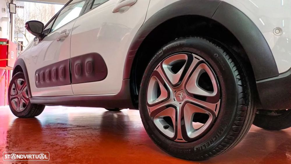 Citroën C3 1.2 PureTech Shine - 12