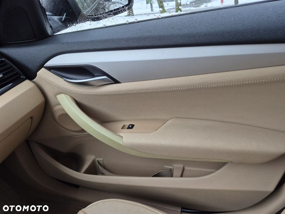 BMW X1 xDrive18d - 4