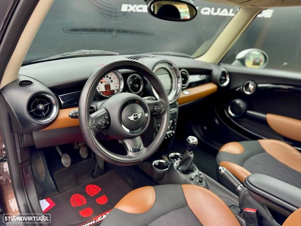 MINI 3 Portas Cooper D - 10