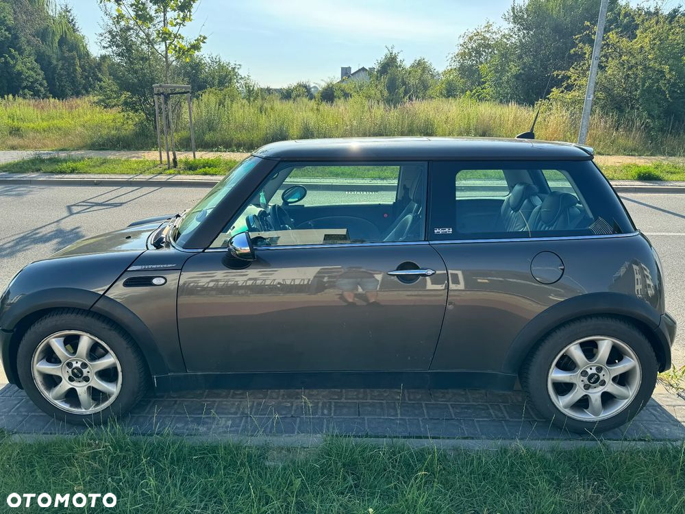 MINI Cooper Standard - 11