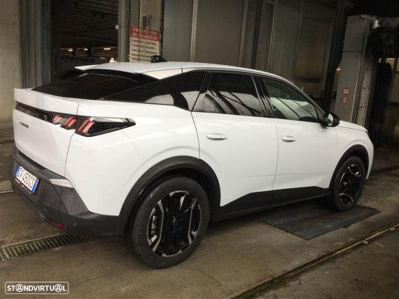 Peugeot E-3008 73 kWh Allure - 5