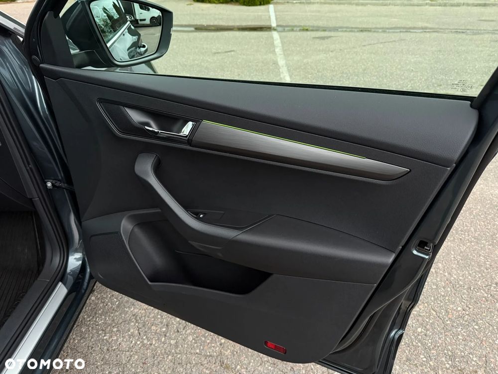 Skoda Karoq 1.0 TSI GPF 4x2 Ambition - 25