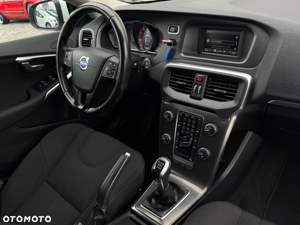 Volvo V40 T2 You - 29