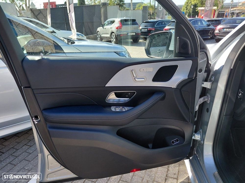 Mercedes-Benz GLE 300 d 4Matic - 6