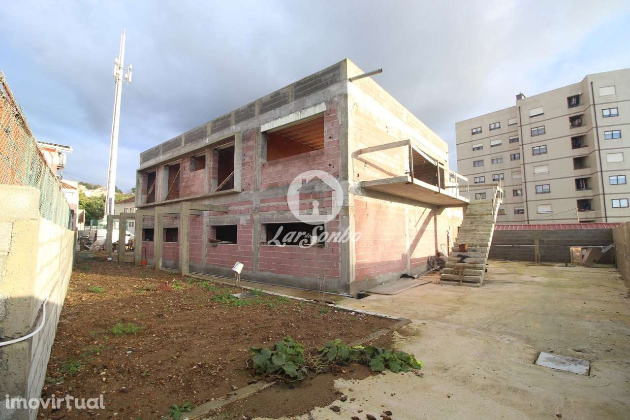 Moradia T4, em construção, situada em Fânzeres - Grande imagem: 3/40