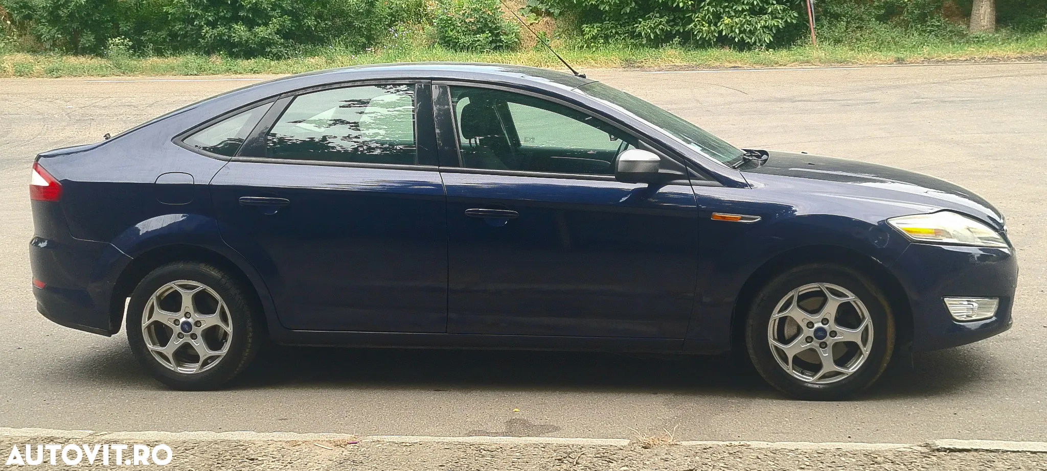 Ford Mondeo 1.8 TDCi Ambiente - 3