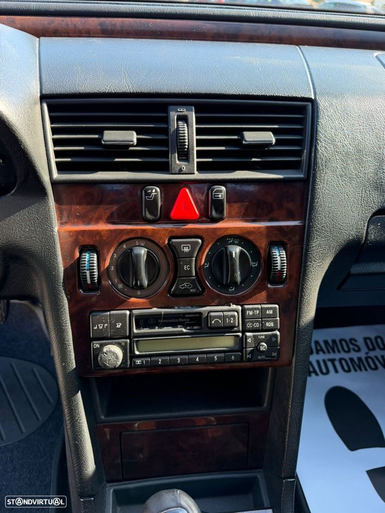 Mercedes-Benz C 200 D Sport - 28