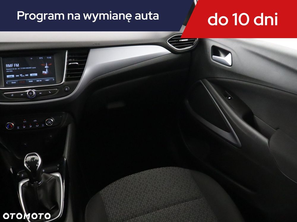 Opel Crossland X - 10