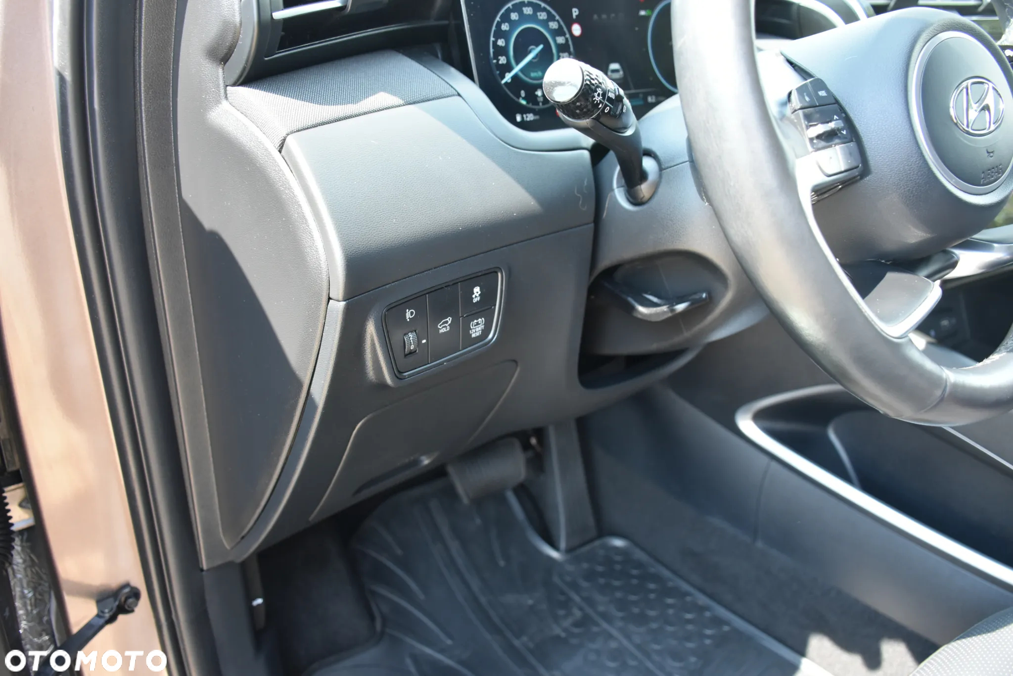 Hyundai Tucson 1.6 T-GDi HEV Executive 4WD - 16