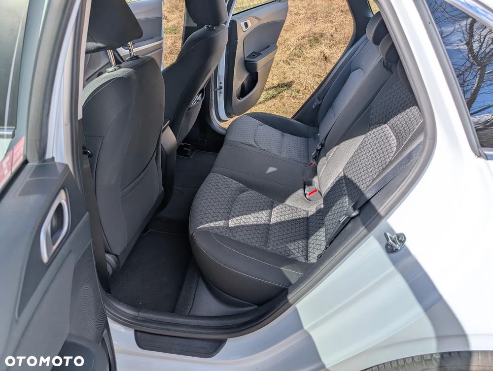 Kia Ceed 1.5 T-GDI M DCT - 12