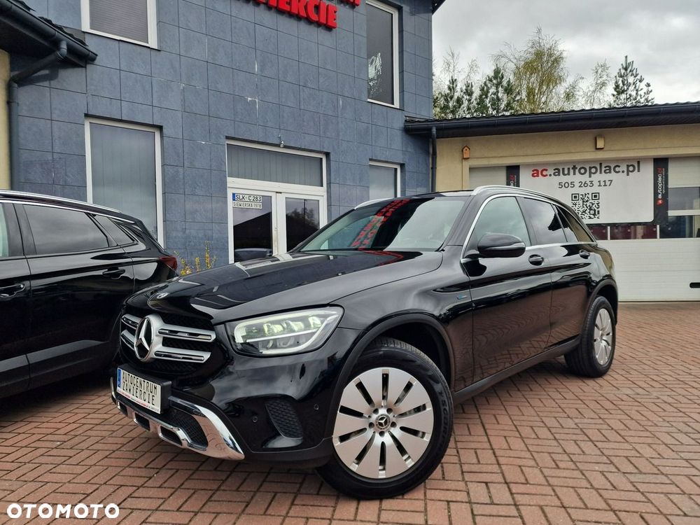 Mercedes-Benz GLC 300 e PHEV 4-Matic Avantgarde - 3