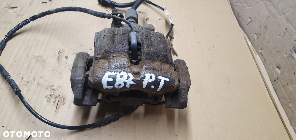 Zacisk hamulcowy prawy tył tylny BMW 1 E87 - 3