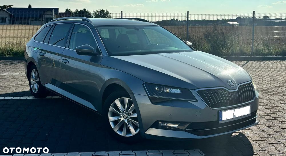 Skoda Superb 2.0 TDI Ambition - 5