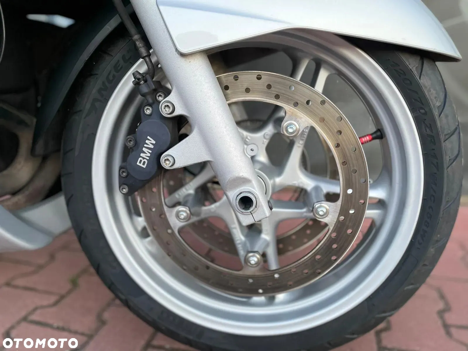BMW R - 8