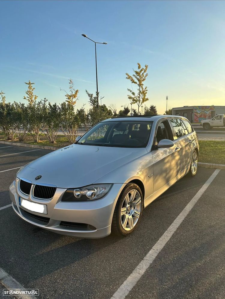 BMW 320 dA Touring - 32