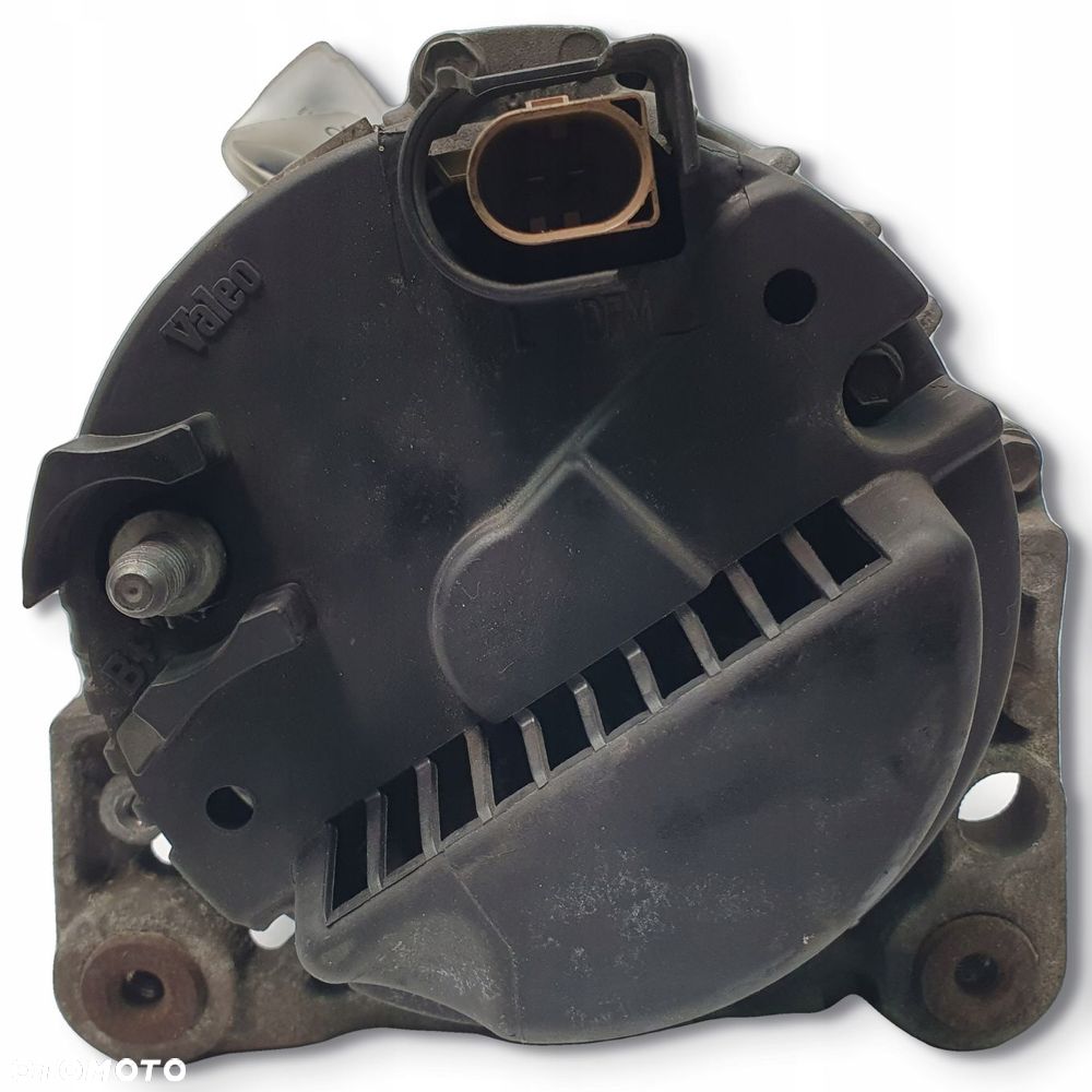 ALTERNATOR VW Polo IV Seat Ibiza IV Fabia II 1.2 12V 03D903025E valeo 90A - 7