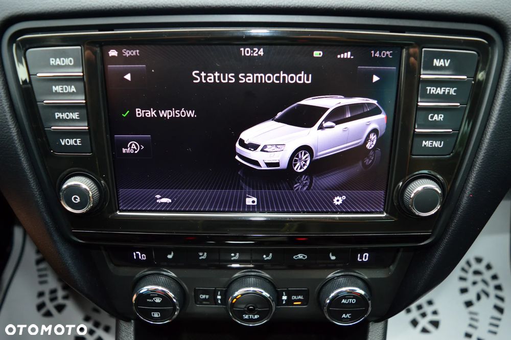 Skoda Octavia 2.0 TDI DSG RS - 22