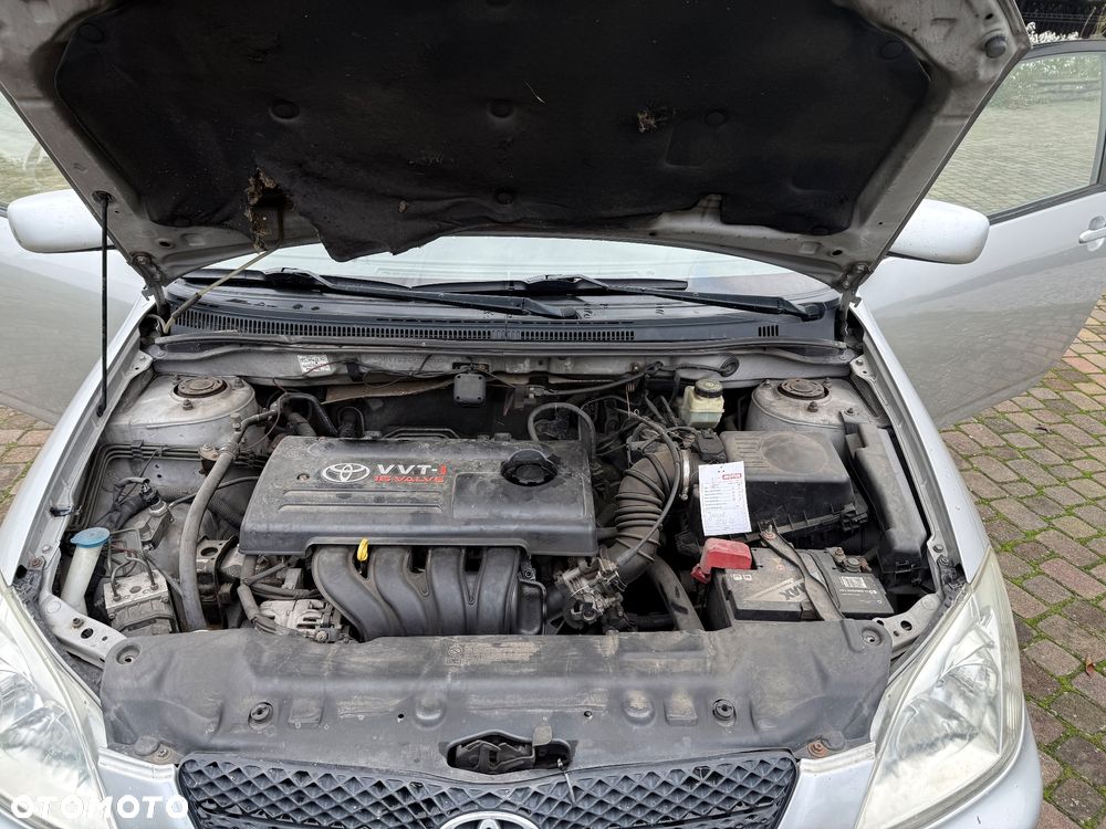 Toyota Corolla 1.6 VVT-i Sol - 9
