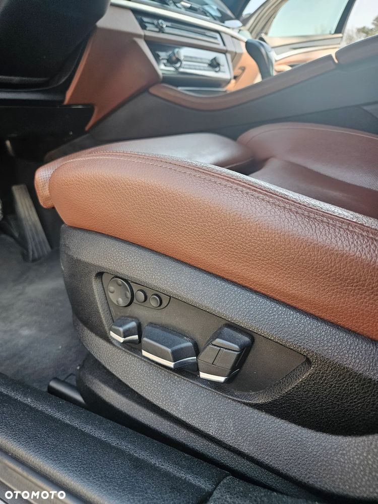 BMW Seria 5 535d xDrive - 20