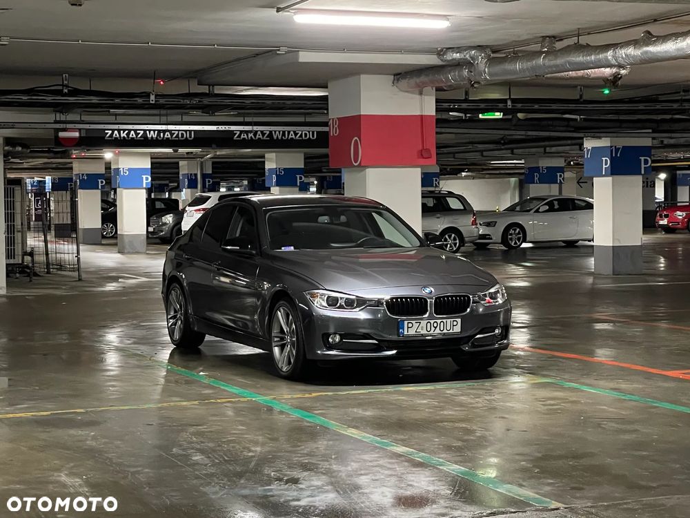 BMW Seria 3 320d Sport Line - 31