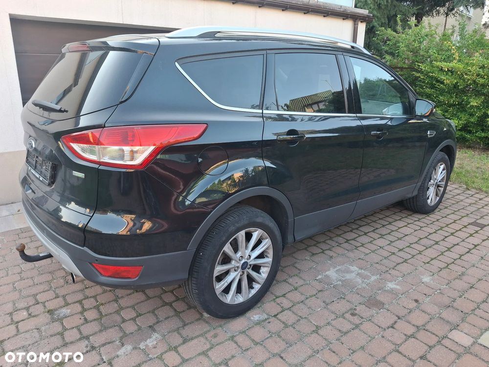 Ford Kuga 1.5 EcoBoost 2x4 Titanium - 5