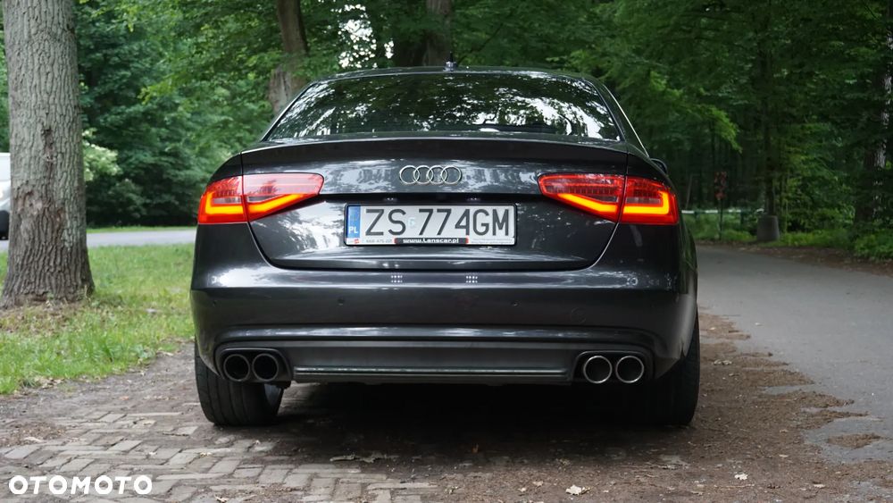 Audi A4 Limousine 1.8 TFSI quattro Ambition - 4