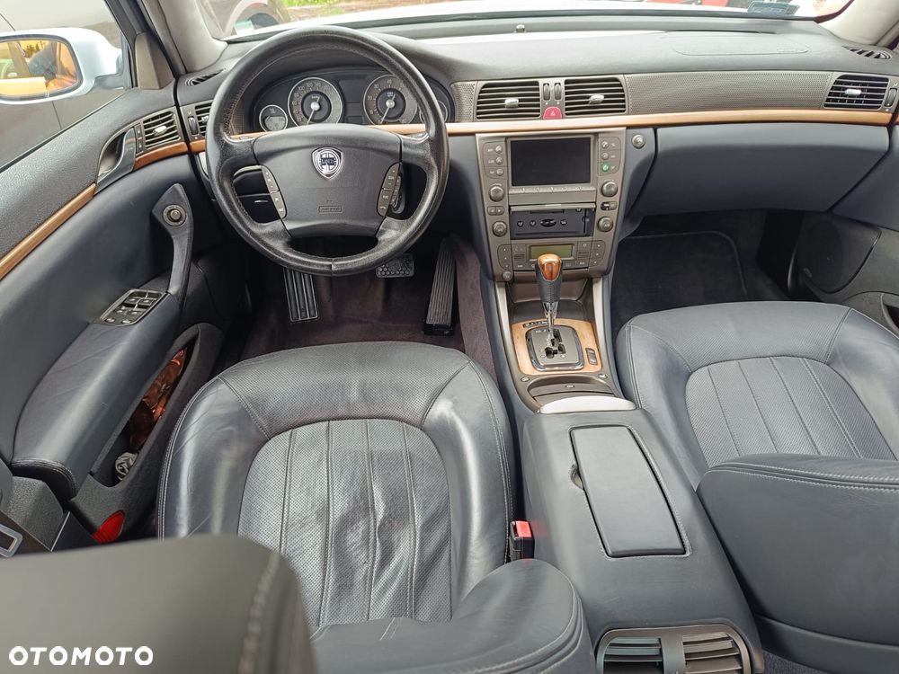 Lancia Thesis - 15