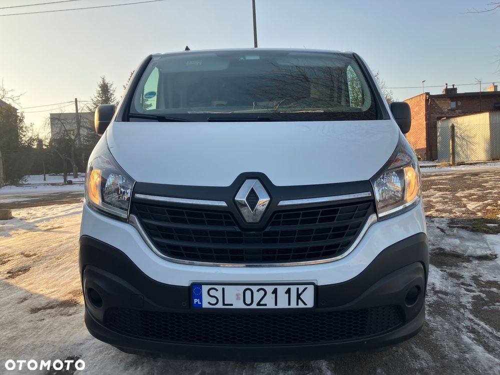 Renault Trafic - 2