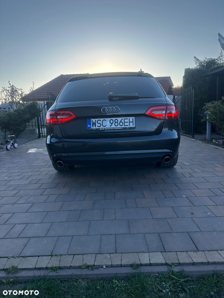 Audi A4 Avant 3.0 TDI Quattro S tronic - 5
