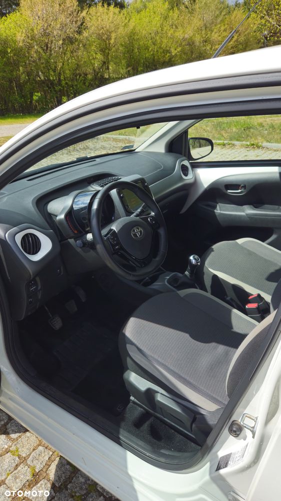 Toyota Aygo 1.0 VVT-i Black Edition - 19