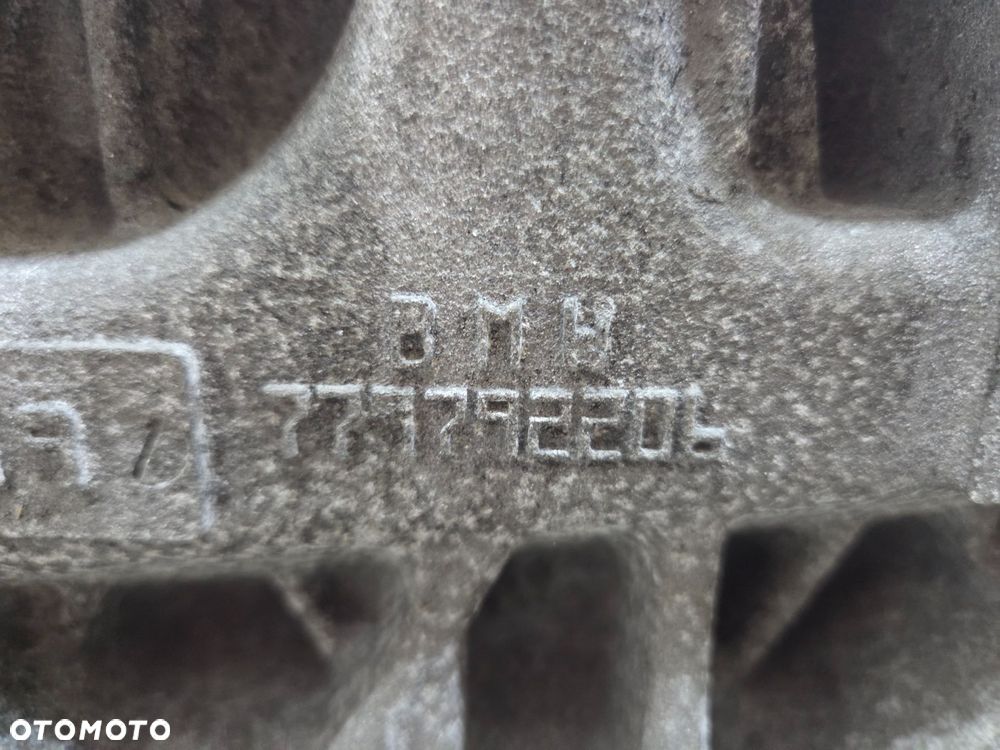 BLOK SILNIKA BMW E60 N47D20A 7797922 - 7