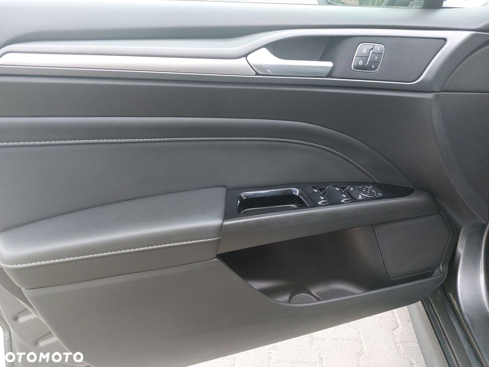 Ford Mondeo 2.0 TDCi Start-Stopp ST-Line - 26