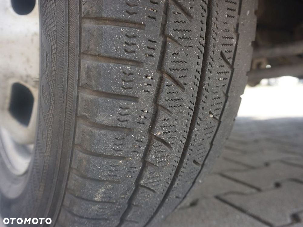 Iveco DAILY 35C15 - 13