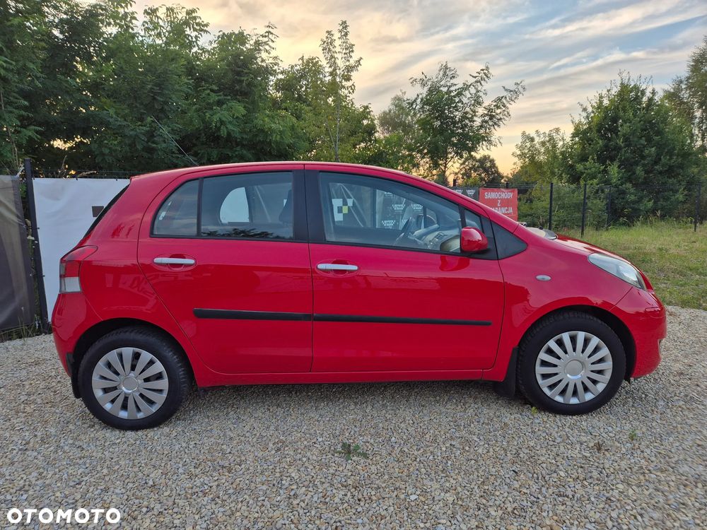Toyota Yaris - 6